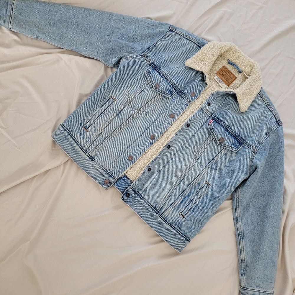 Levi's Woman's Lined Jean Jacket